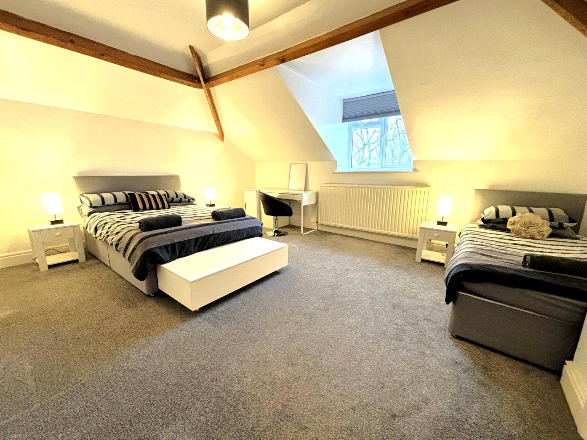 Clifton Spacious 3 Bed Apt & Parking - Simplycheckin Bristol Exterior photo